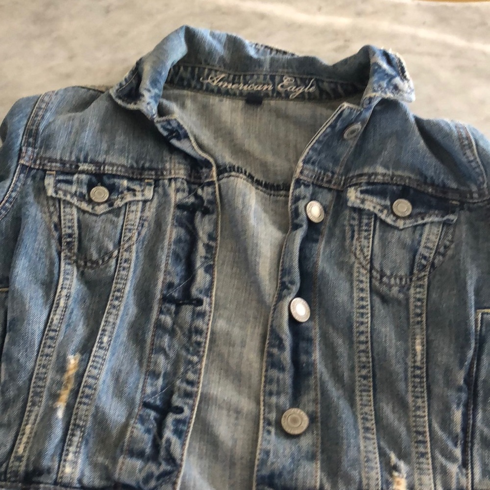 Jean jacket - Picture 2 of 3